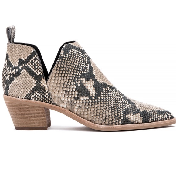 Dolce Vita Snake bootie - Picture 3 of 17